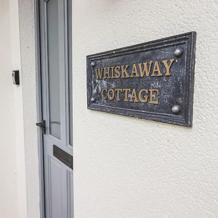 بيت للعطل Whisk Away *